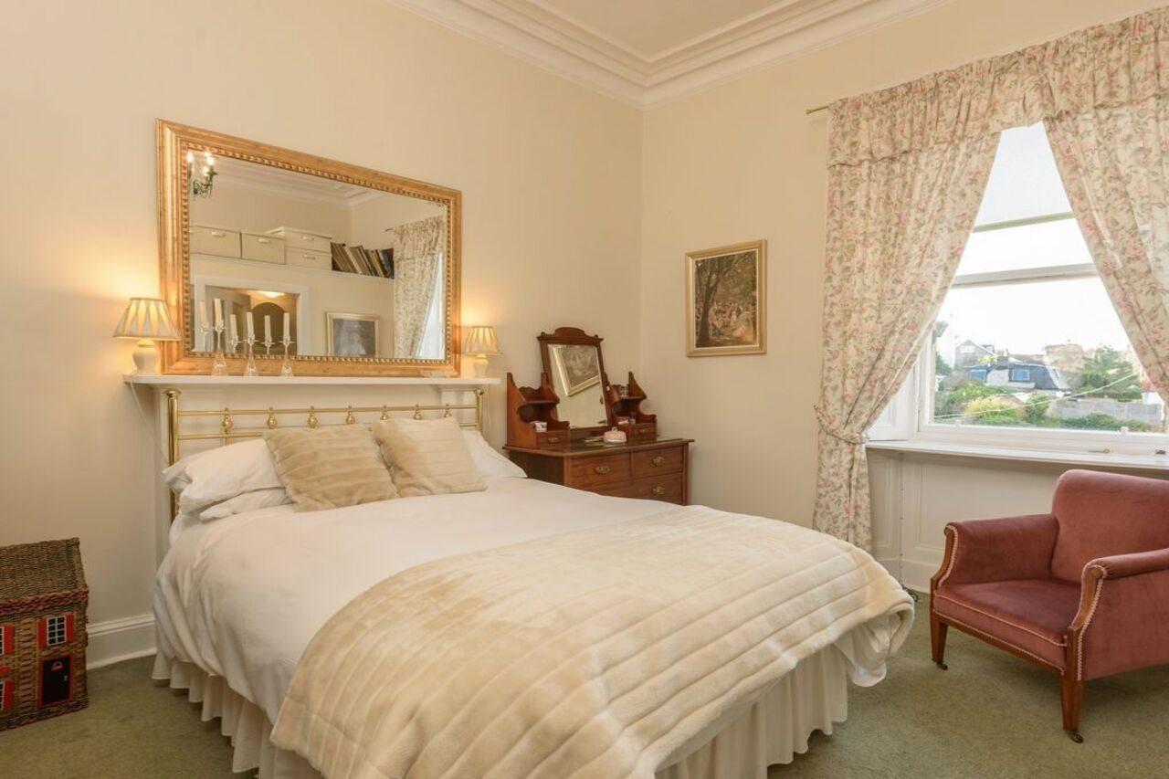 Benholm -Stunning 3-Bed Apartment In North Berwick Exterior photo